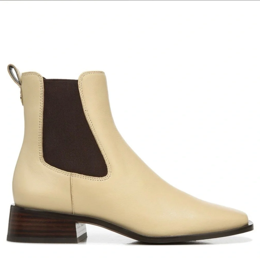 Sam Edelman Thelma Chelsea Boots - Picture 3 of 7